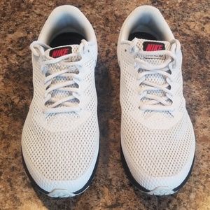 Nike zoom all out low 2